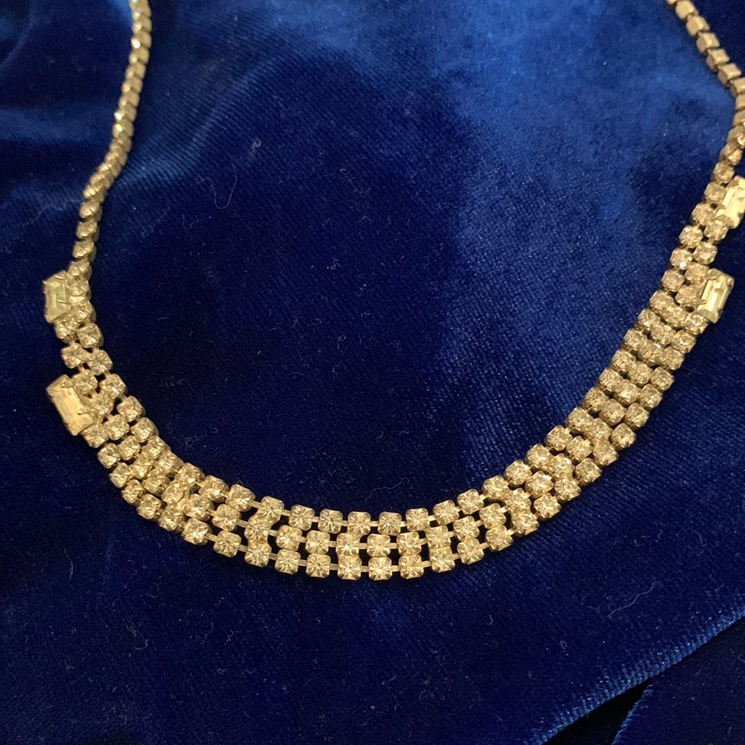 Collier zircon 3 rangs