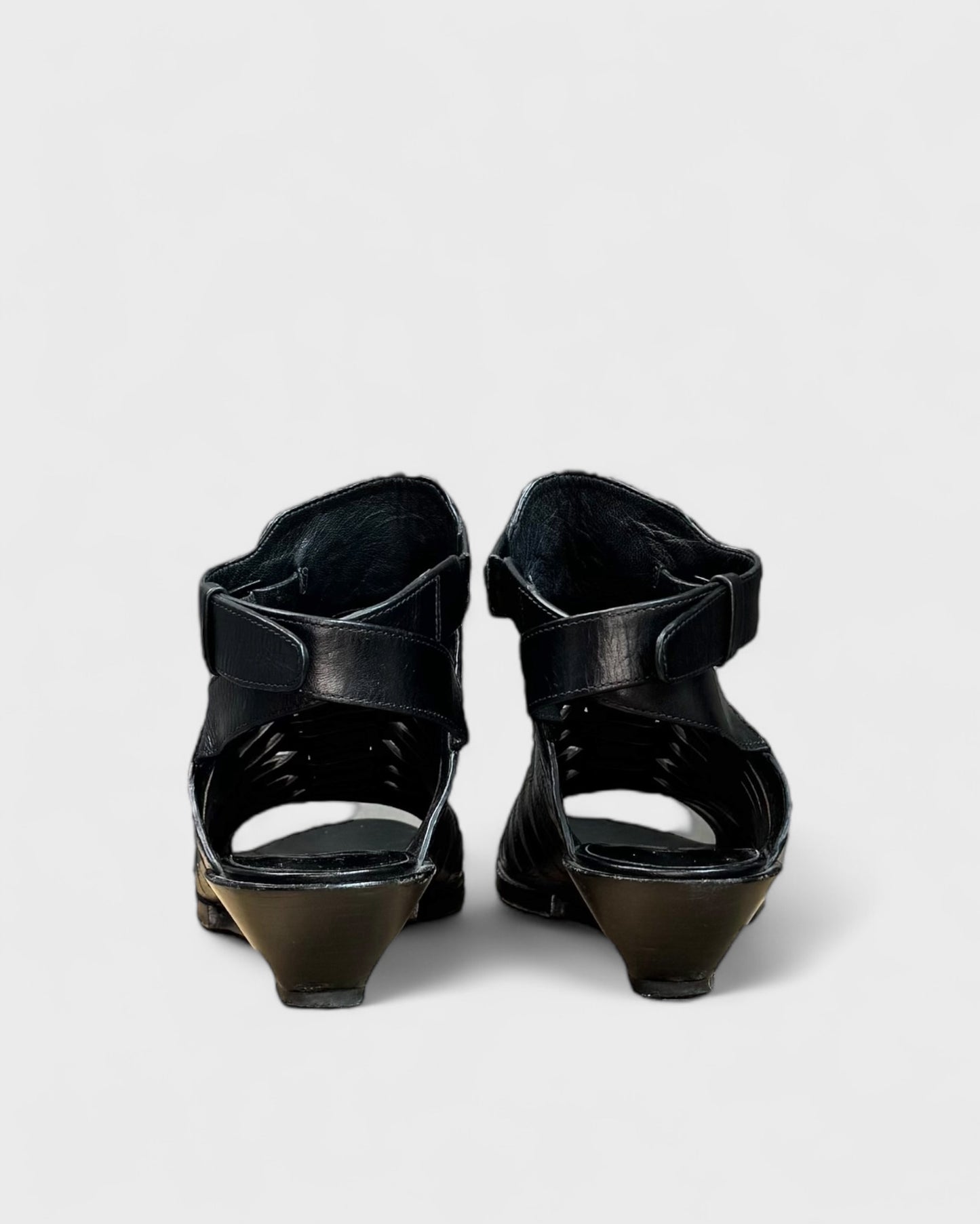 Leather sandals, 37 Alexander Wang