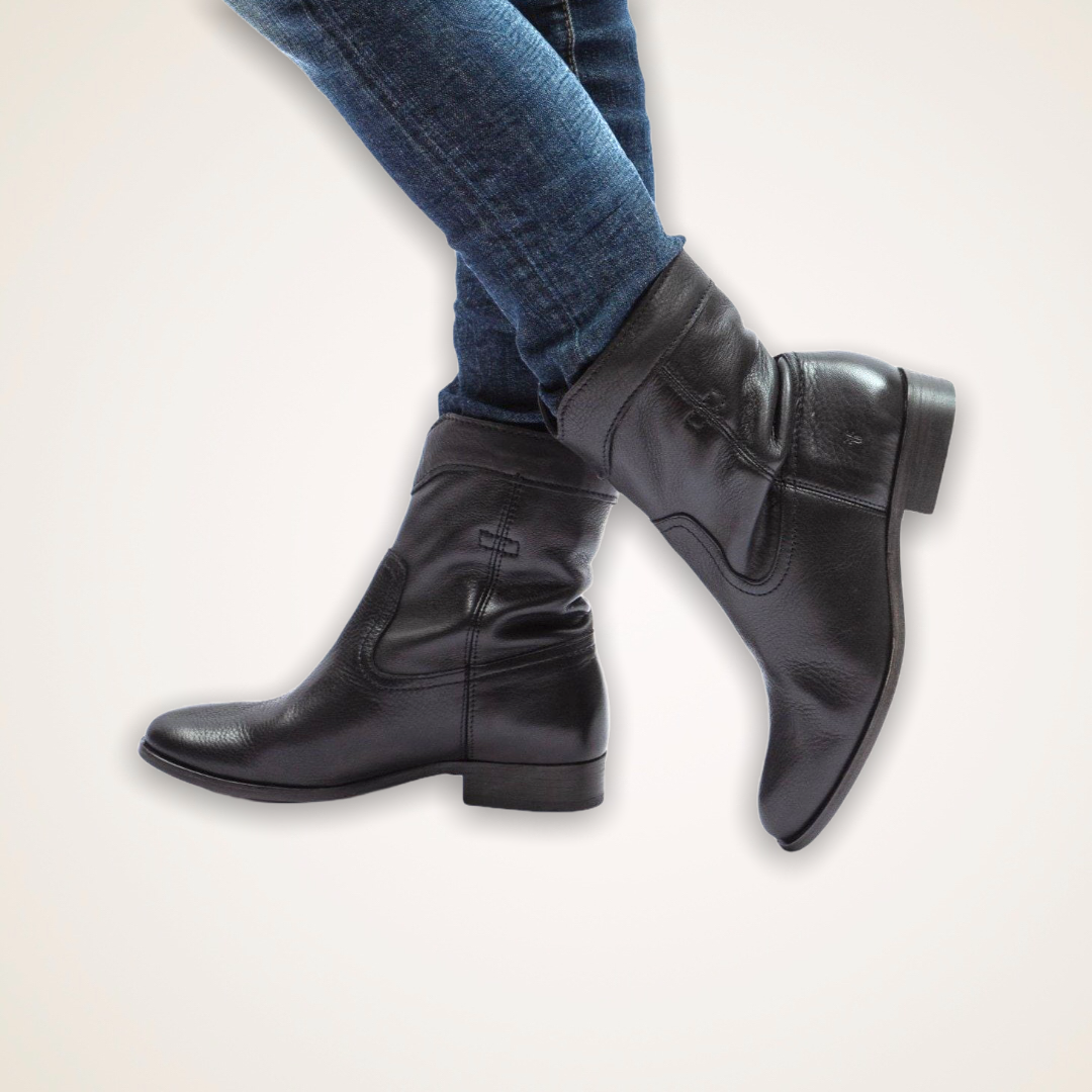 Cara Boot (7.5) The Frye Company (7.5)
