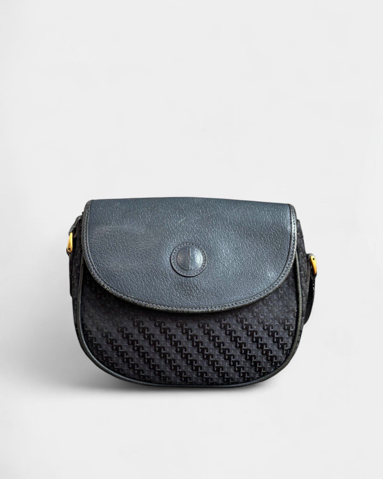 Vintage Gucci shoulder bag