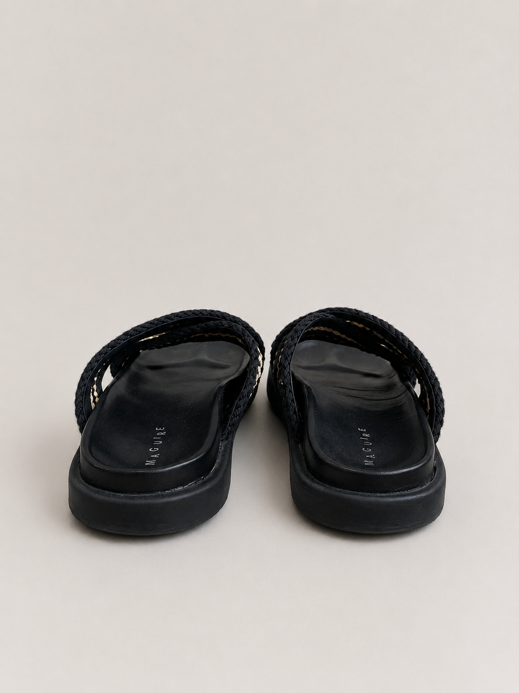 Sandal, Maguire