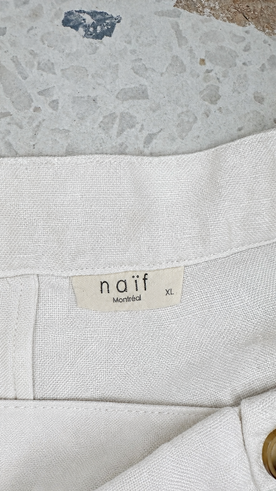 White 100% linen shorts, Naïf