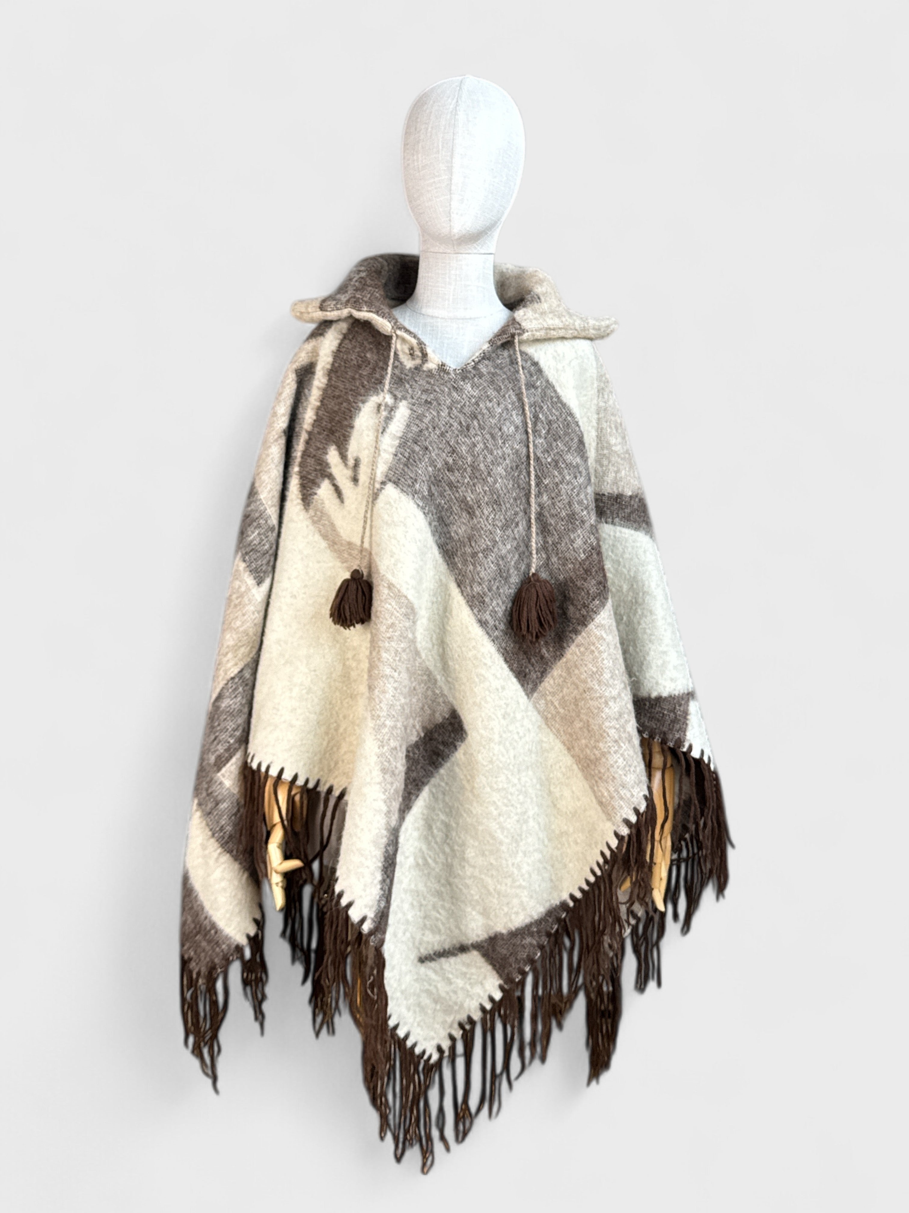 Alpaca poncho, brown and cream